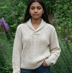 JEANNE PIERRE Cream V-Neck Sweater with Cable Knit Design